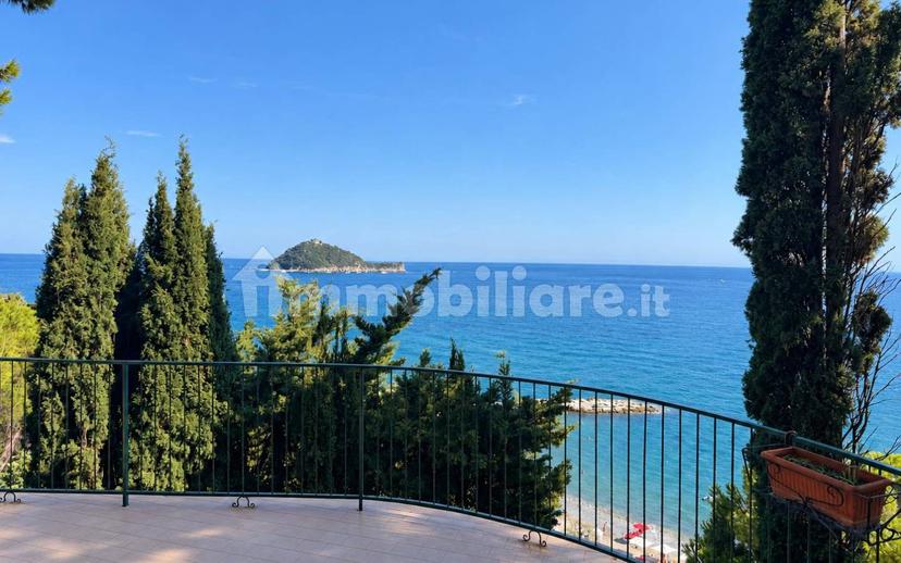 Terratetto unifamiliare via Francesco Maria Giancardi, Cavia, Regione Monti, Alassio — foto 3 di 13