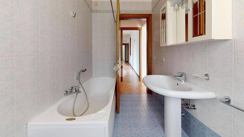 Villa plurifamiliare via Leonardo da Vinci 1, Centro, Camisano Vicentino — foto 12 di 21