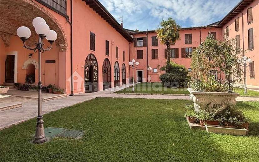 Trilocale via Antonio Gramsci, 3, Centro, Padenghe sul Garda — foto 6 di 18