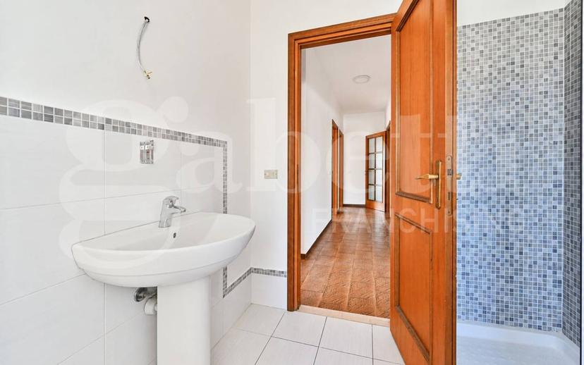 Quadrilocale via San Francesco , 128, Centro, Taggia — foto 21 di 23