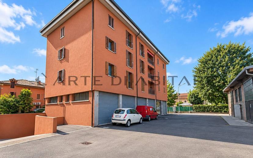 Quadrilocale giacomo matteotti 122, Centro, Castello d'Argile — foto 6 di 37