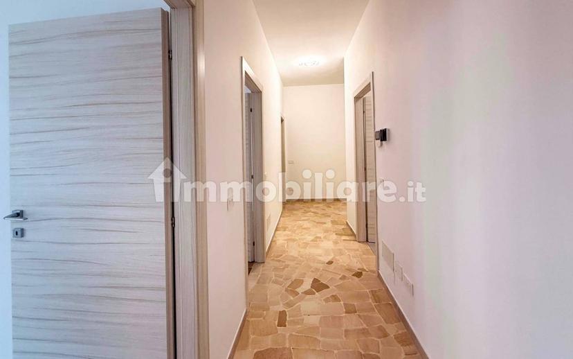 Trilocale via Antonio Cantore 2, Grazie Vecchie - Boschetti Reali, Monza — foto 4 di 18