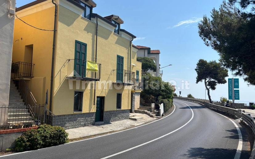 Trilocale via Aurelia 16, Cervo — foto 8 di 14