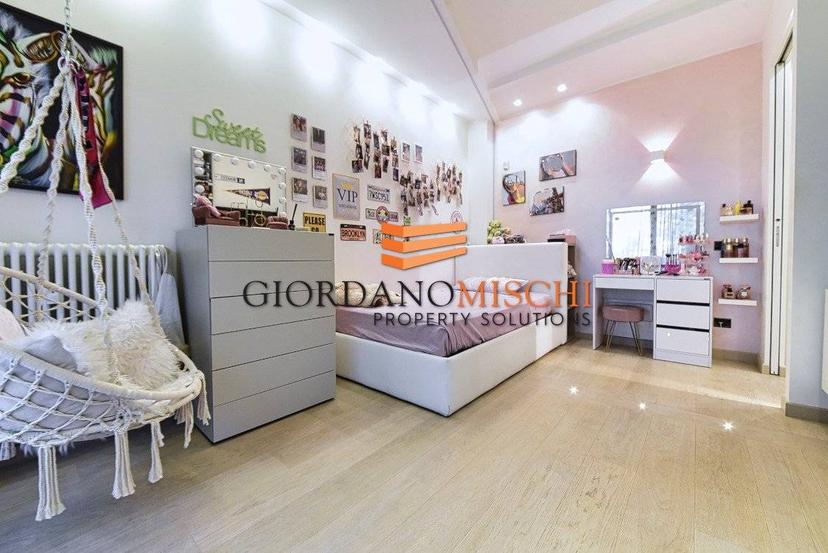 Appartamento viale Regina Margherita di Savoia 11, San Biagio, Monza — foto 13 di 63