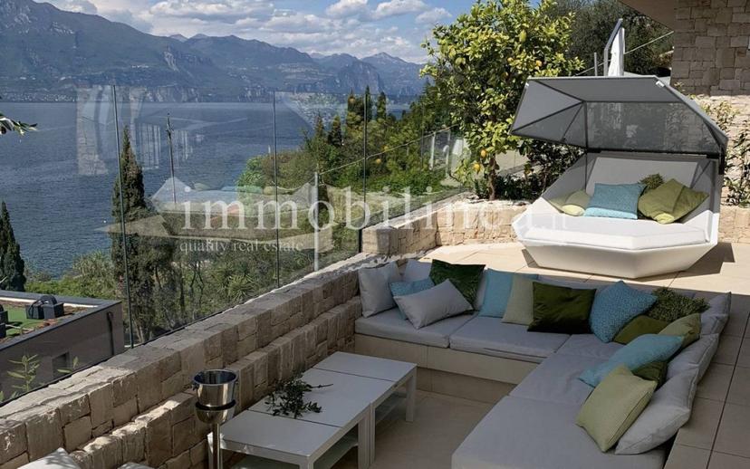 Villa bifamiliare via Pozzol, Centro, Torri del Benaco — foto 12 di 16