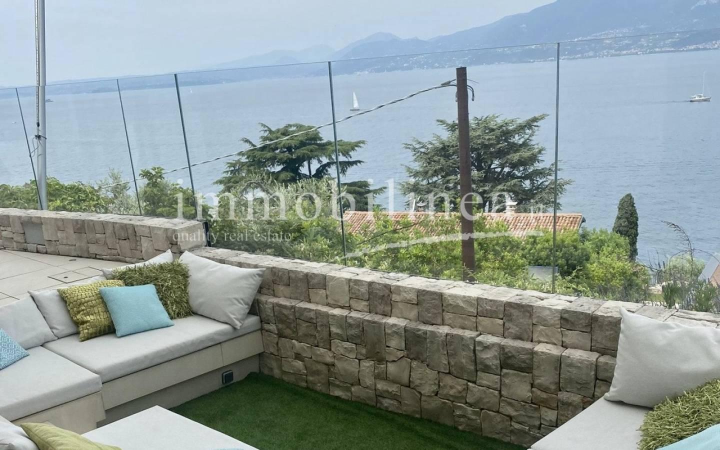 Villa bifamiliare via Pozzol, Centro, Torri del Benaco