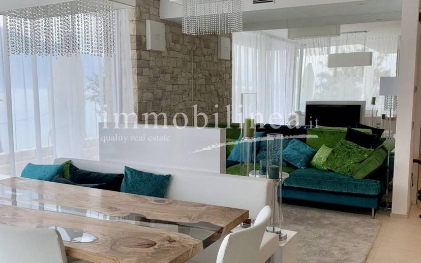 Villa bifamiliare via Pozzol, Centro, Torri del Benaco — foto 8 di 16