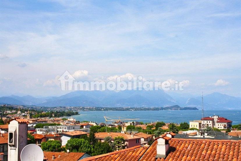 Appartamento via villa del sole 91, Desenzano Centro, Desenzano del Garda — foto 13 di 25