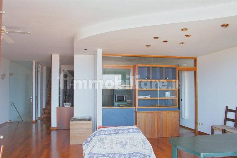 Appartamento via villa del sole 91, Desenzano Centro, Desenzano del Garda — foto 7 di 25