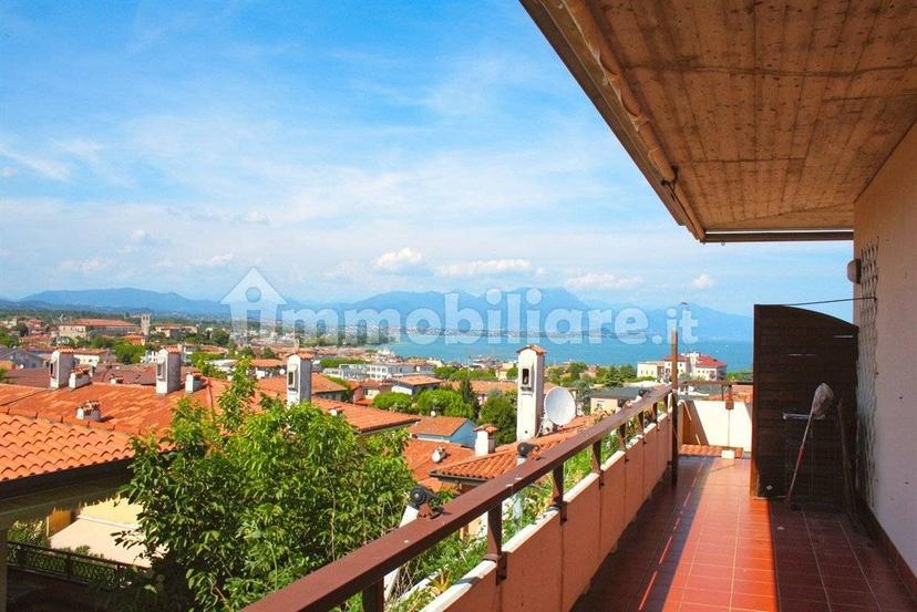 Appartamento via villa del sole 91, Desenzano Centro, Desenzano del Garda — foto 5 di 25