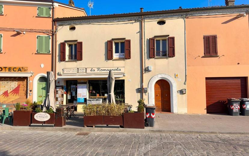 Trilocale viale Nazario Sauro 42, Centro, Cervia — foto 6 di 30