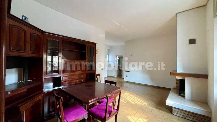 Bilocale buono stato, Centro, Carugo — foto 3 di 14