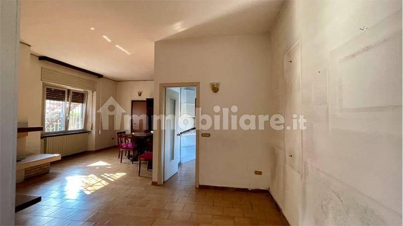 Bilocale buono stato, Centro, Carugo — foto 10 di 14