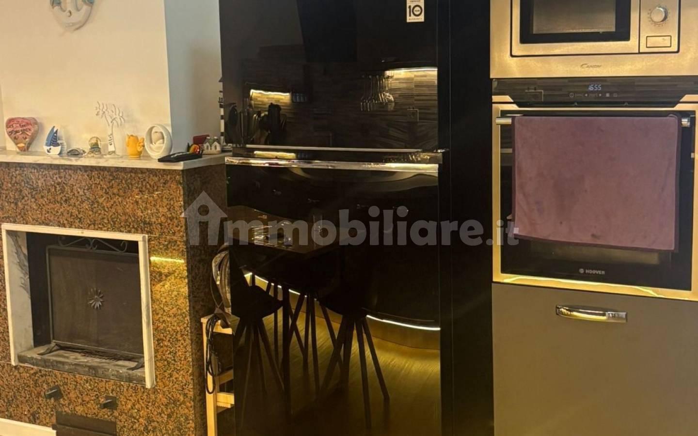 Trilocale via Camillo Benso di Cavour, Centro, Termoli