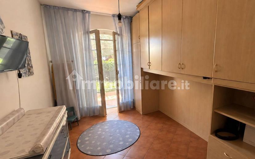 Trilocale via Vittorio Veneto, Marina di Massa Centro, Massa — foto 6 di 12