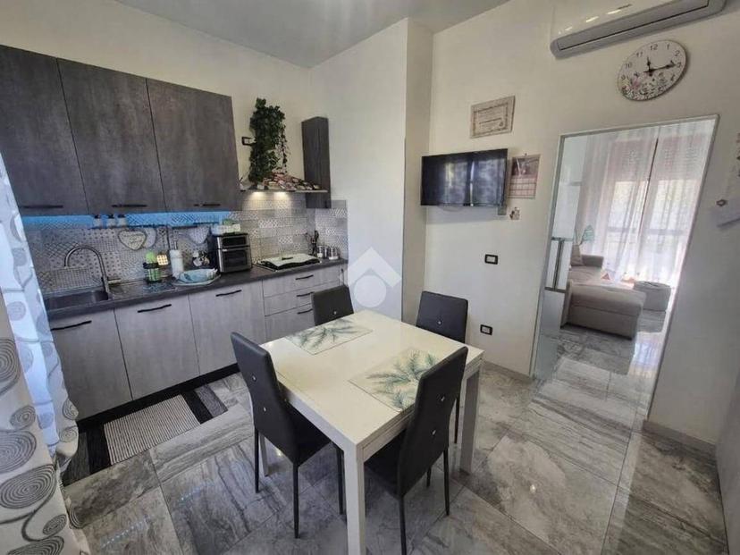 Terratetto unifamiliare piazza Sant'Ambrogio 7, Roncello — foto 4 di 41