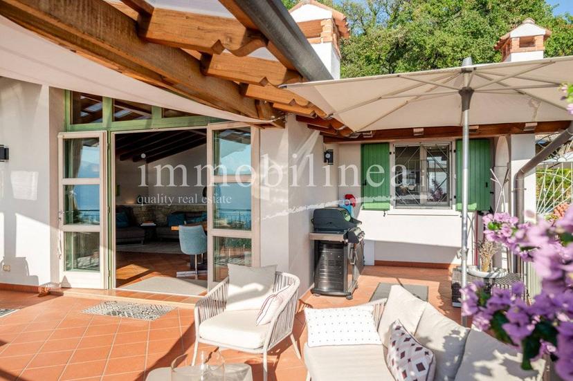 Villa unifamiliare via CORRUBBIO Piano T-1, Centro, Torri del Benaco — foto 41 di 57