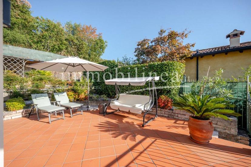 Villa unifamiliare via CORRUBBIO Piano T-1, Centro, Torri del Benaco — foto 14 di 57