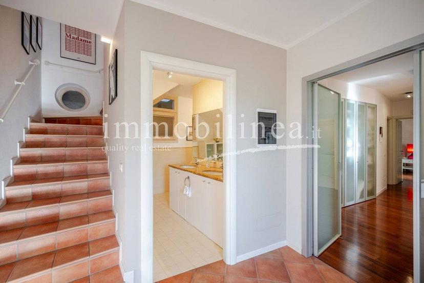 Villa unifamiliare via CORRUBBIO Piano T-1, Centro, Torri del Benaco — foto 28 di 57