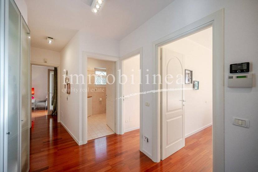 Villa unifamiliare via CORRUBBIO Piano T-1, Centro, Torri del Benaco — foto 29 di 57