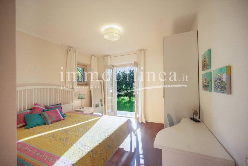 Villa unifamiliare via CORRUBBIO Piano T-1, Centro, Torri del Benaco — foto 8 di 57