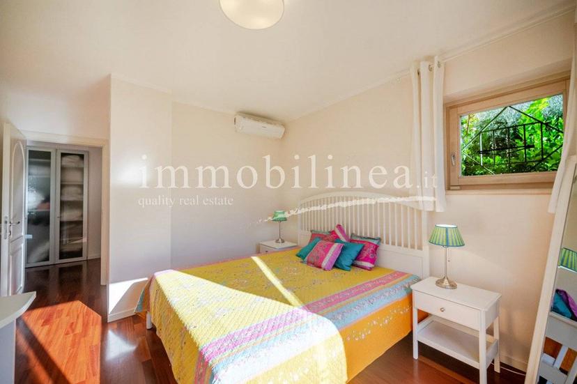 Villa unifamiliare via CORRUBBIO Piano T-1, Centro, Torri del Benaco — foto 5 di 57