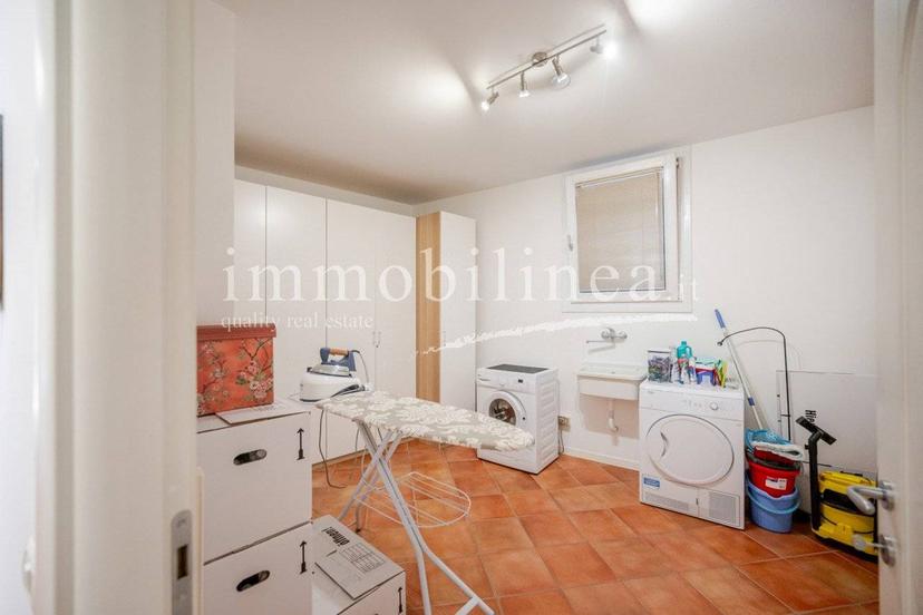 Villa unifamiliare via CORRUBBIO Piano T-1, Centro, Torri del Benaco — foto 36 di 57
