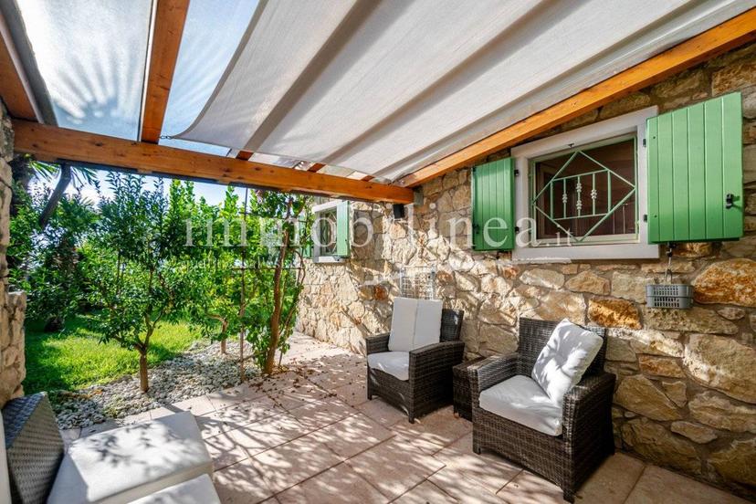 Villa unifamiliare via CORRUBBIO Piano T-1, Centro, Torri del Benaco — foto 32 di 57
