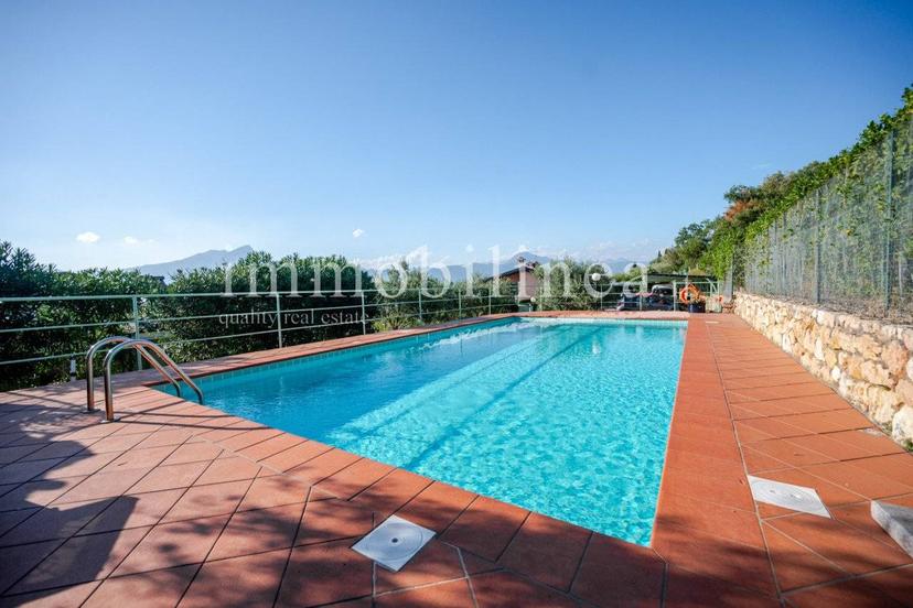 Villa unifamiliare via CORRUBBIO Piano T-1, Centro, Torri del Benaco — foto 55 di 57