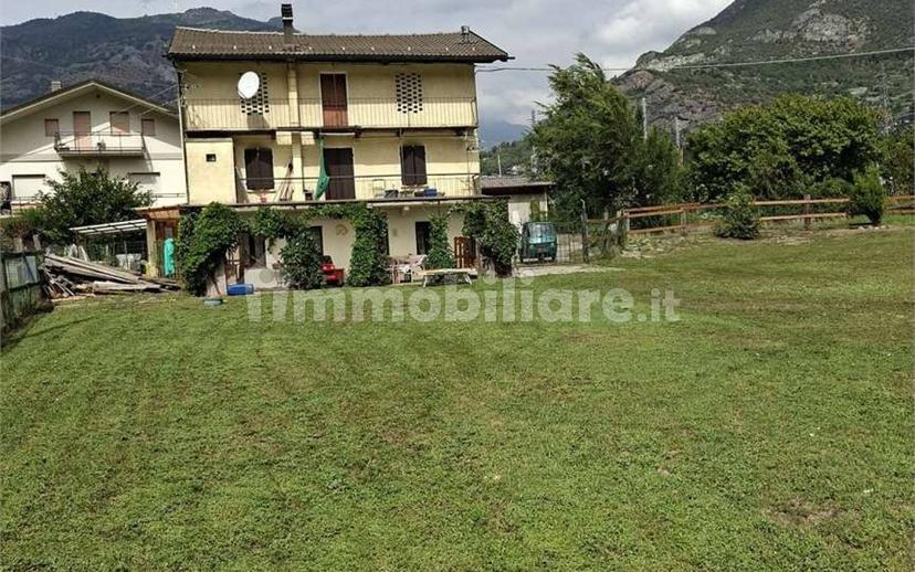 Terratetto unifamiliare Saint Clair, Centro, Chatillon — foto 2 di 4
