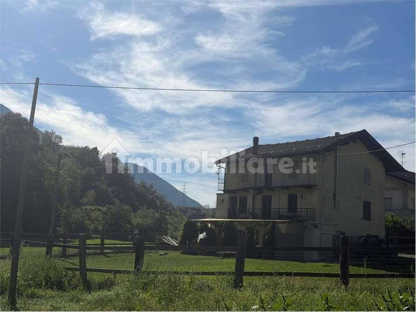Terratetto unifamiliare Saint Clair, Centro, Chatillon — foto 3 di 4