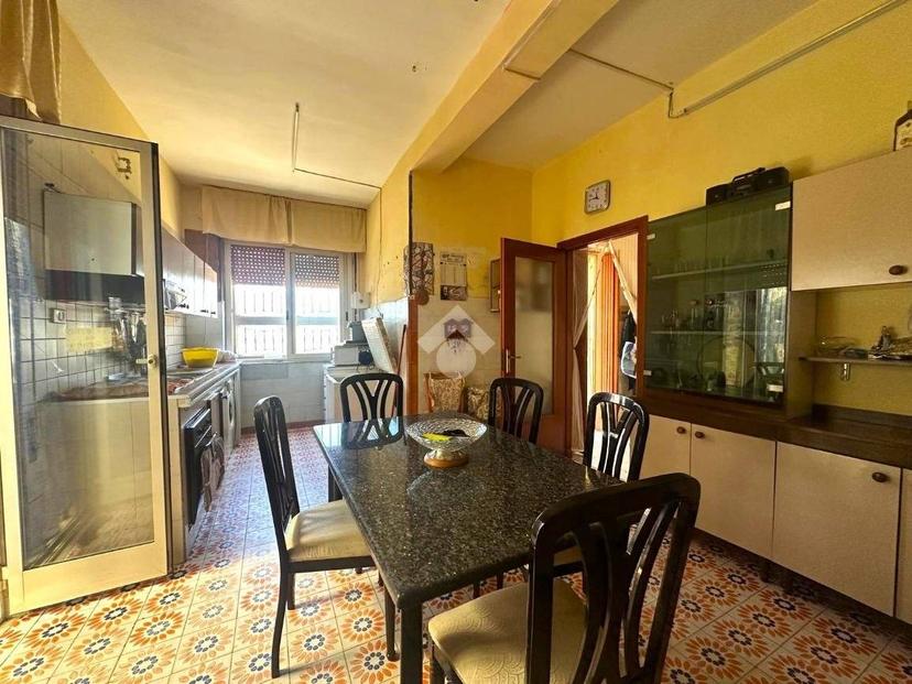 Quadrilocale viale pergusa, Bagnara Destra Volturno, Castel Volturno — foto 4 di 18