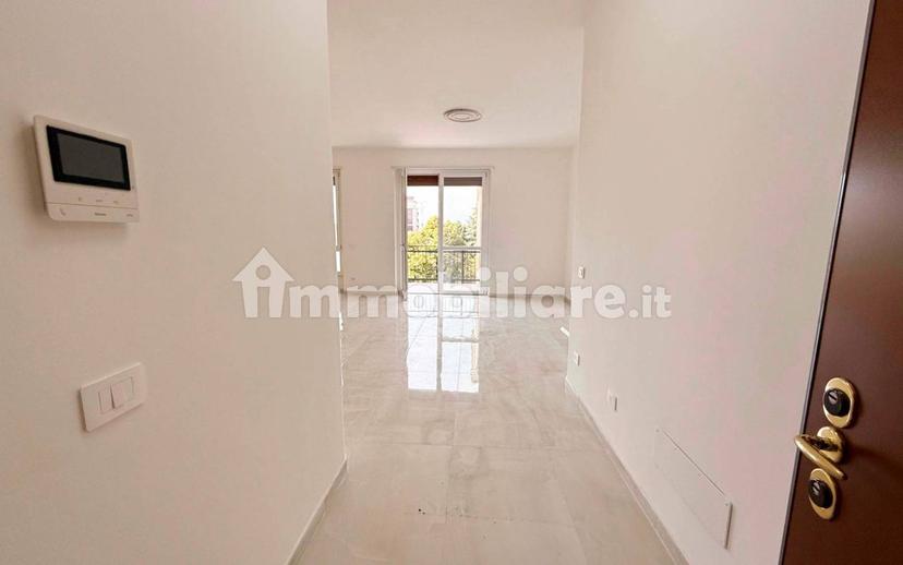 Trilocale via Antonio Cantore 2, Grazie Vecchie - Boschetti Reali, Monza — foto 3 di 25