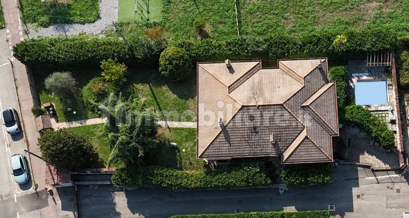 Villa unifamiliare via Treviglio, Treviglio — foto 4 di 11