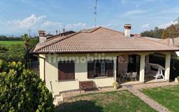 Villa unifamiliare via Treviglio, Treviglio