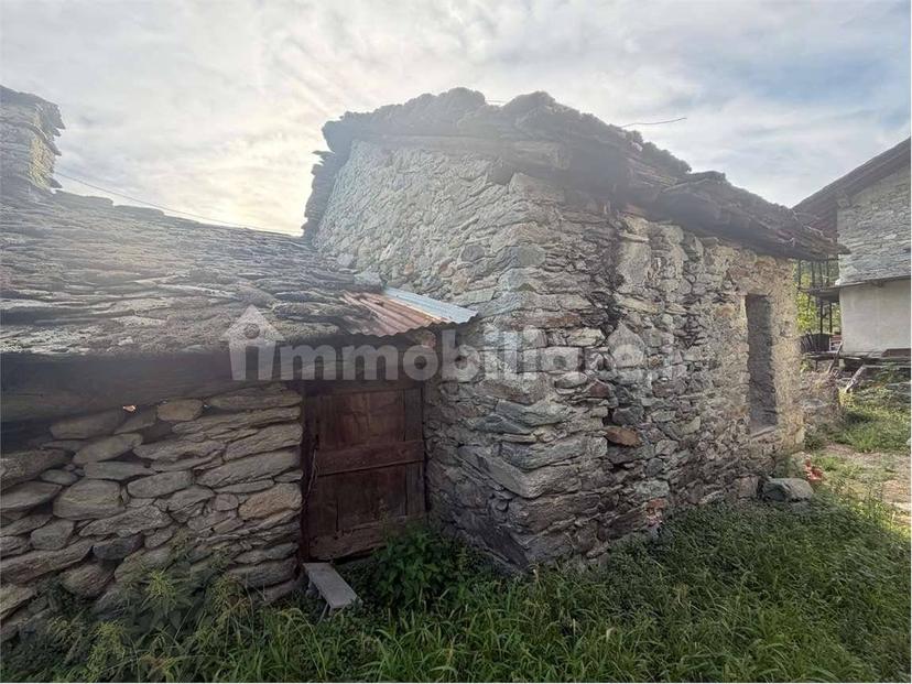 Rustico frazione Moron Gezard, Moron, Saint-Vincent — foto 4 di 8
