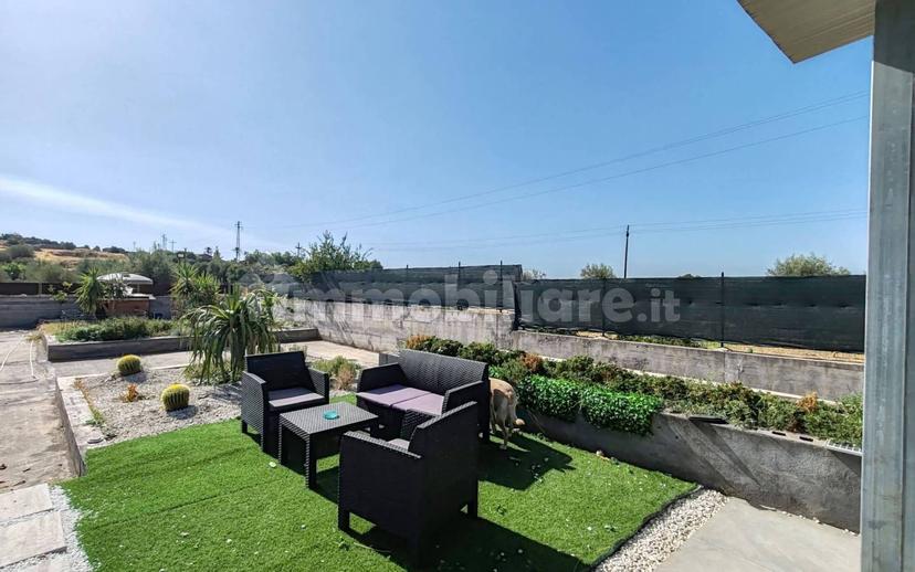 Villa unifamiliare contrada Cappelloni, Santa Maria di Licodia — foto 2 di 24