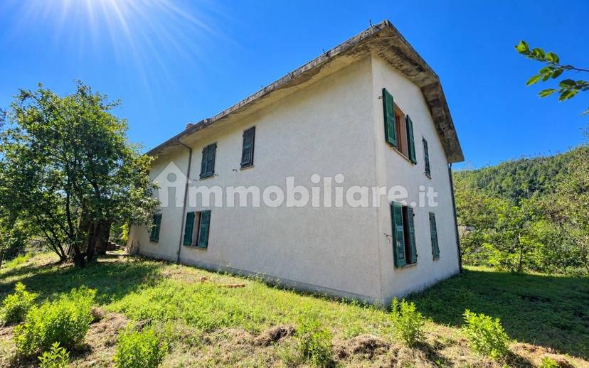 Villa unifamiliare via Graveglia, Valgraveglia, Riccò del Golfo di Spezia — foto 12 di 37