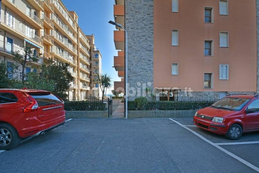 Bilocale largo Parodi, Centro, San Bartolomeo al Mare — foto 11 di 31