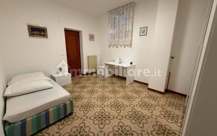 Stanza singola via San Carlo 145, Caserta — foto 18 di 32