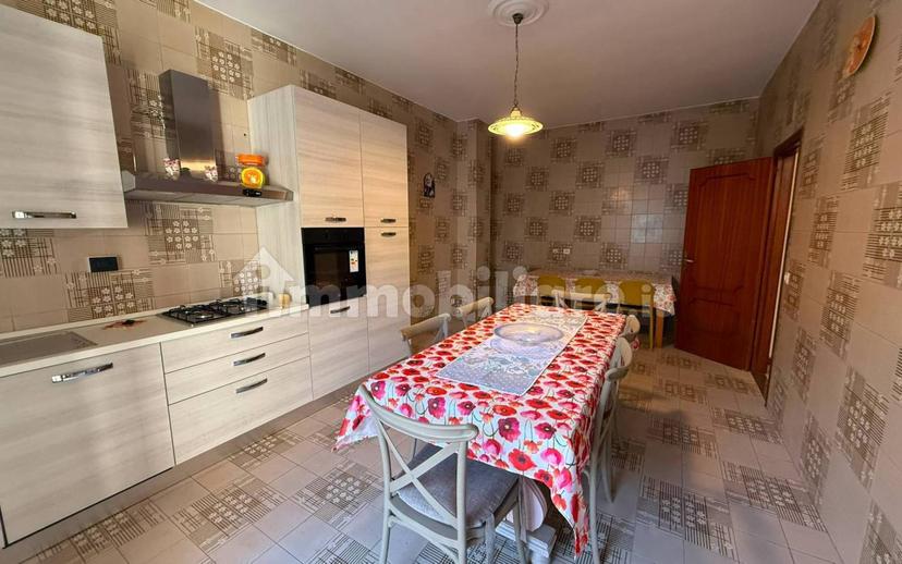 Stanza singola via San Carlo 145, Caserta — foto 27 di 32