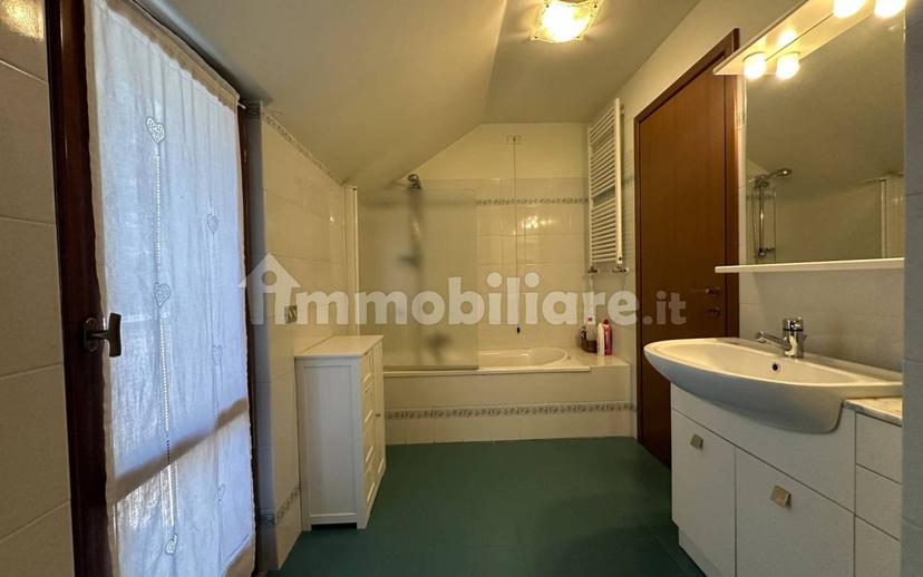 Appartamento via Riccardo Zandonai 36, Centro, Grottammare — foto 3 di 25