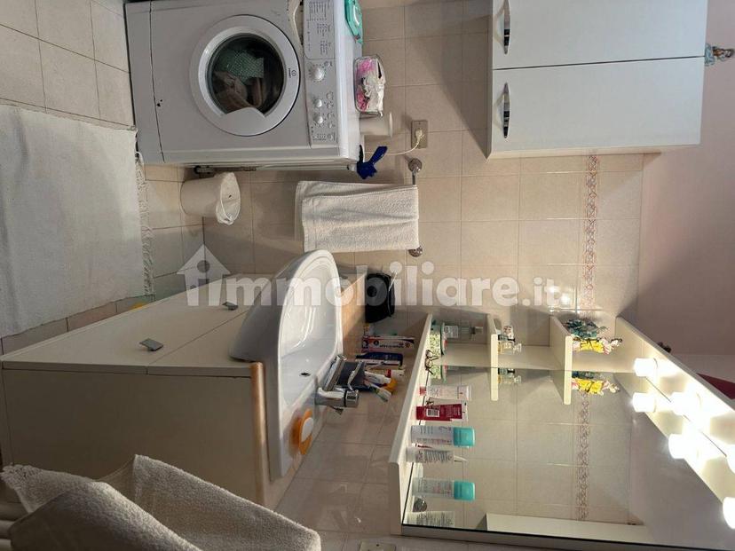 Appartamento via Riccardo Zandonai 36, Centro, Grottammare — foto 13 di 25