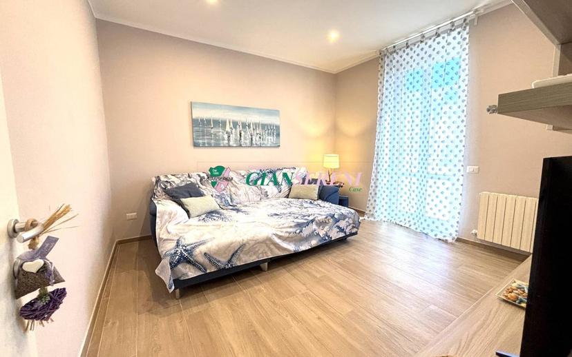 Appartamento ottimo stato, primo piano, Centro, San Vincenzo — foto 10 di 22