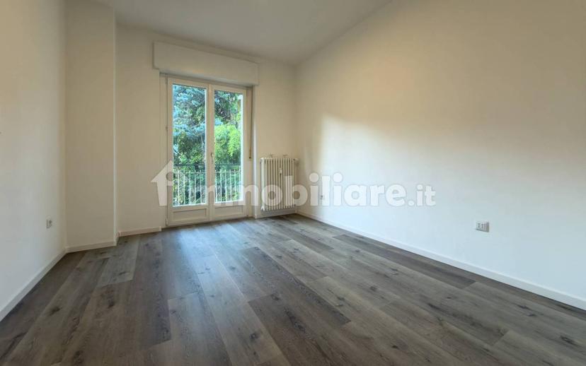 Trilocale via Enrico Toti 30, Centro, Merano — foto 3 di 10