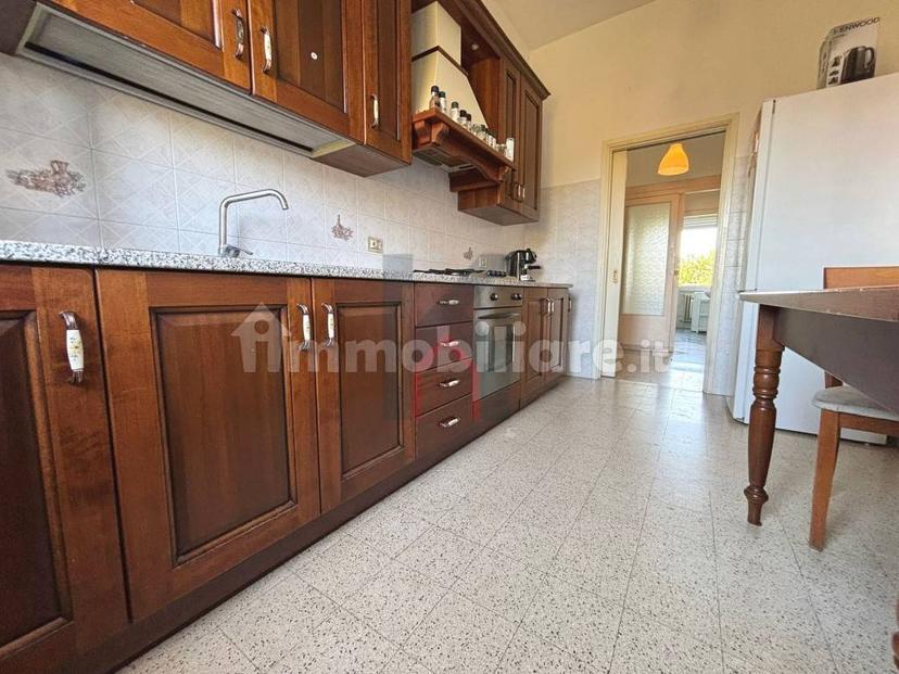 Quadrilocale buono stato, quarto piano, Stazione - Grandi Italiani, Forlì — foto 2 di 32