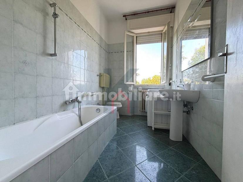 Quadrilocale buono stato, quarto piano, Stazione - Grandi Italiani, Forlì — foto 19 di 32