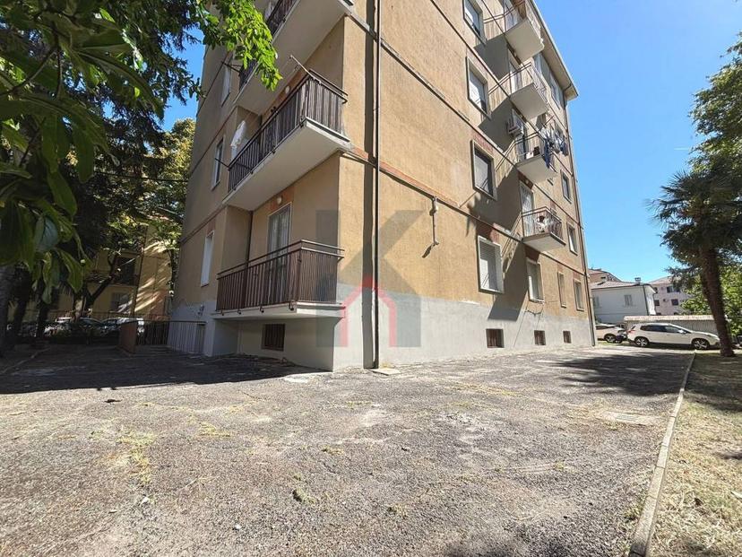 Quadrilocale buono stato, quarto piano, Stazione - Grandi Italiani, Forlì — foto 3 di 32