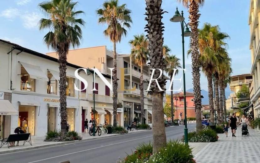 Villa unifamiliare via Giovanni Agnelli, Centro, Forte dei Marmi — foto 2 di 6