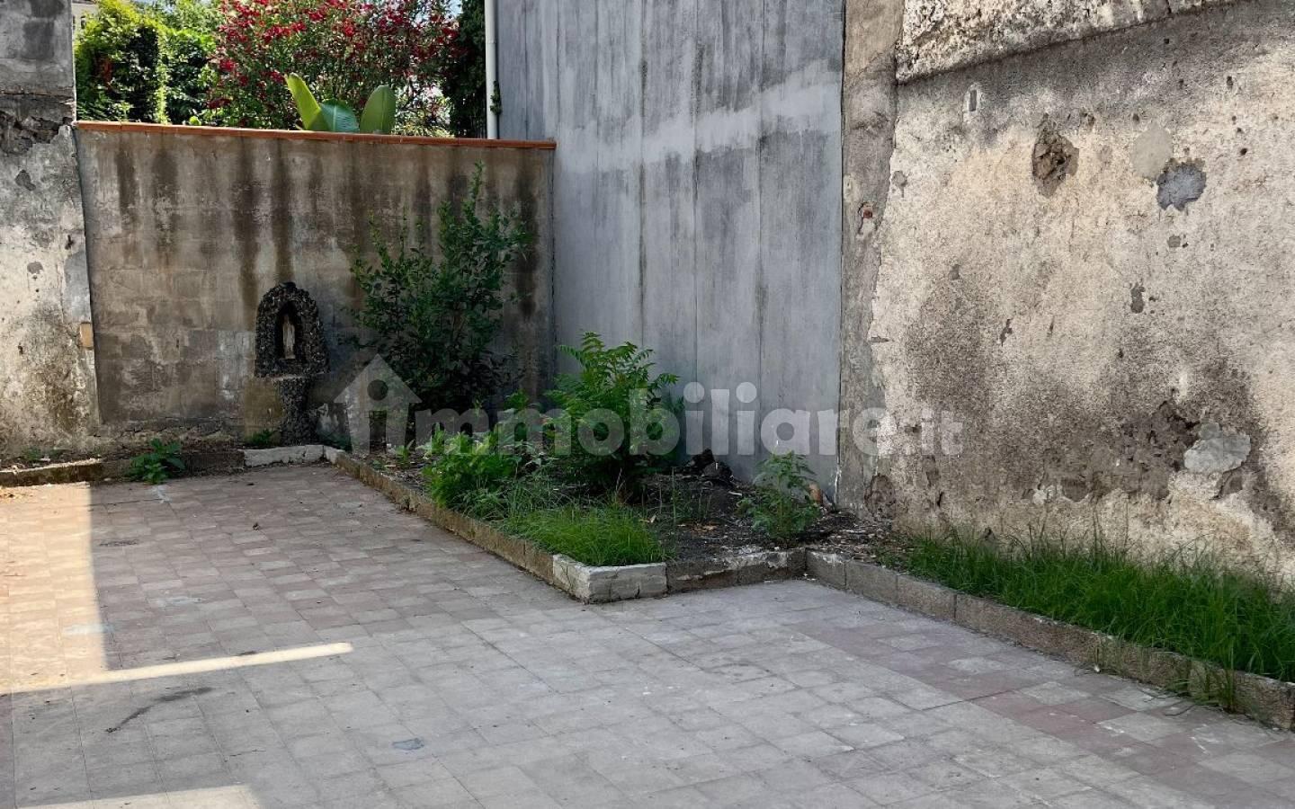 Villa unifamiliare via Vittorio Emanuele, Centro, Aci Sant'Antonio